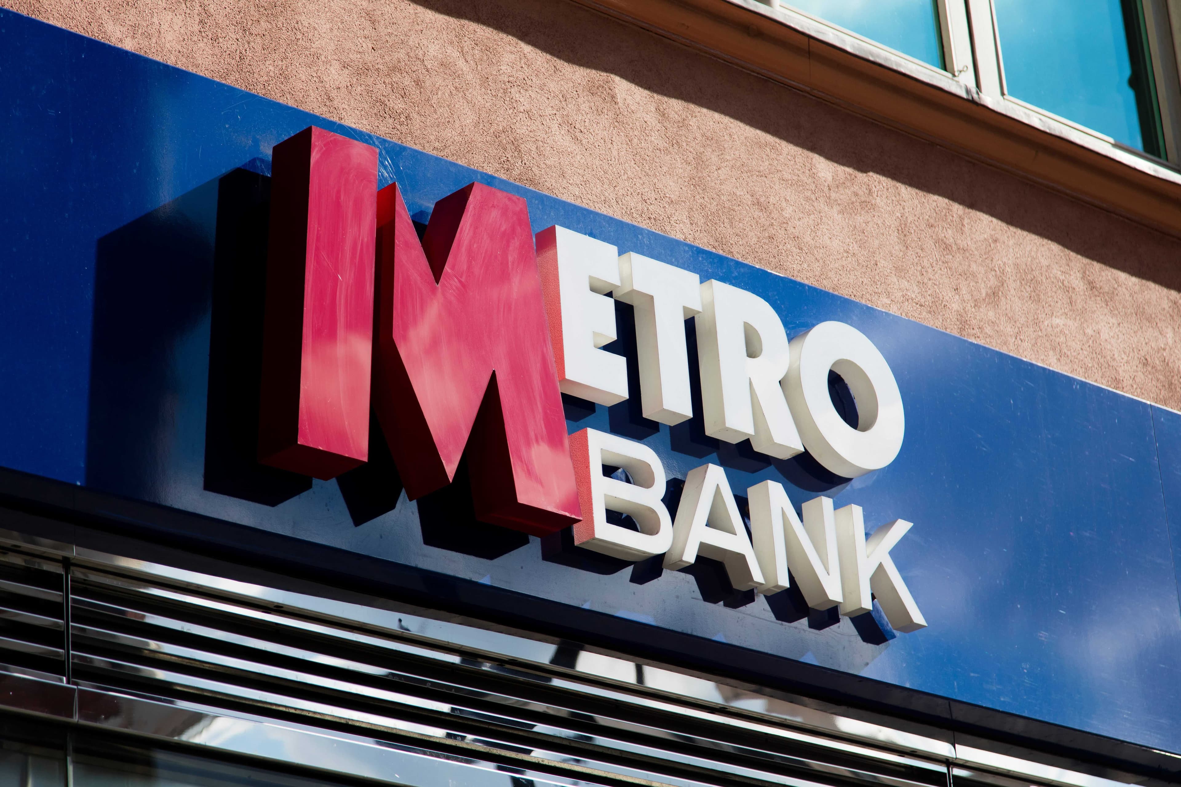 Weekly Digest: Metro Bank Turmoil, Gold Rebounds Metro bank shop signage in central London.