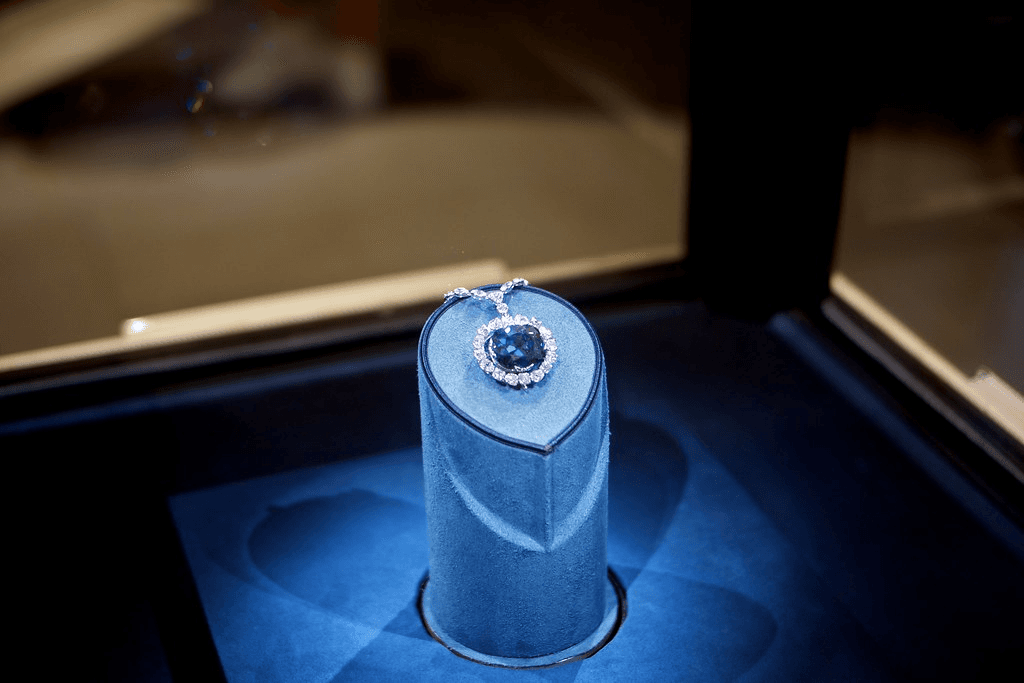 Le diamant "hope" Le diamant "hope"