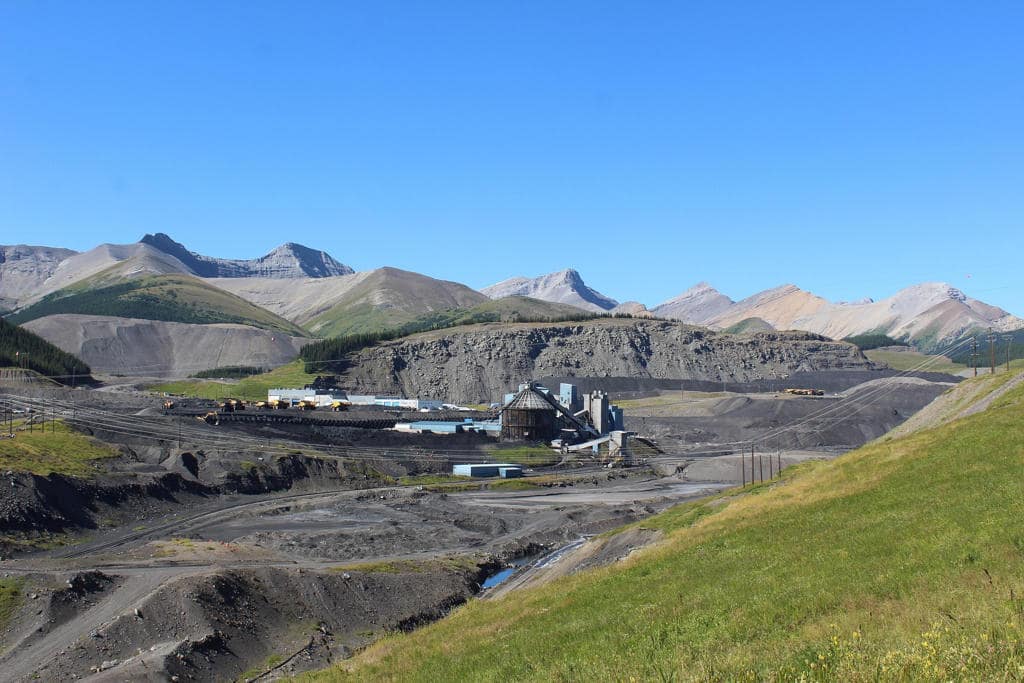 70-75% of the world’s platinum is mined in South Africa. 70-75% of the world’s platinum is mined in South Africa.